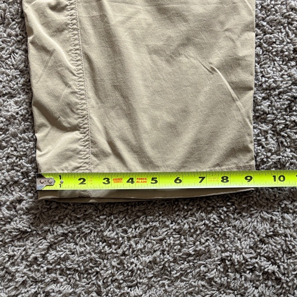 L.L. Bean Comfort Trail Khaki Zip Pocket Crop Pants - Picture 13 of 16